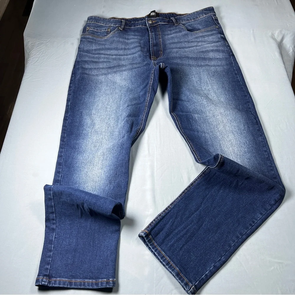 Forever 21 Blue Straight Jeans with Vintage Wash for men size40.          ordrA7